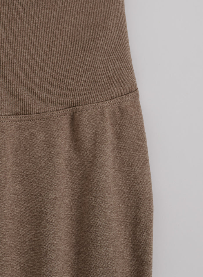 Espresso melange Shape Seamless Hotpants by aim'n with a high ribbed waistband and soft marled texture.