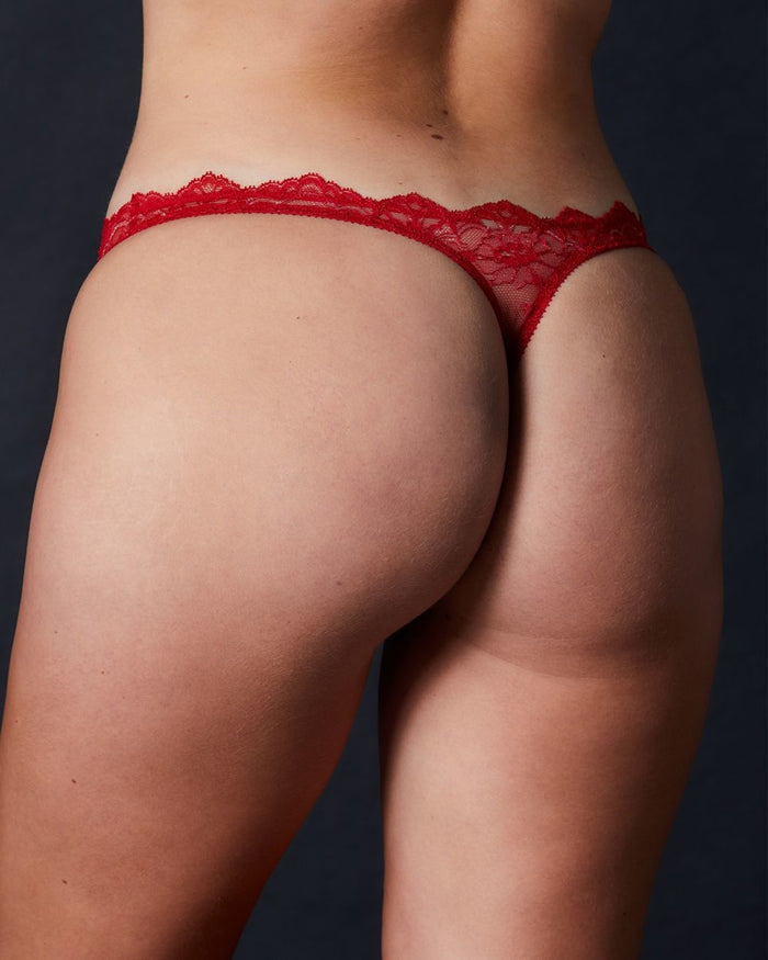 Anais Thong Scarlet