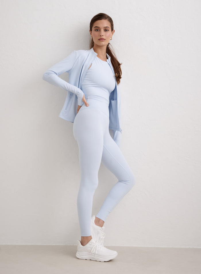 [XS - 174 cm]