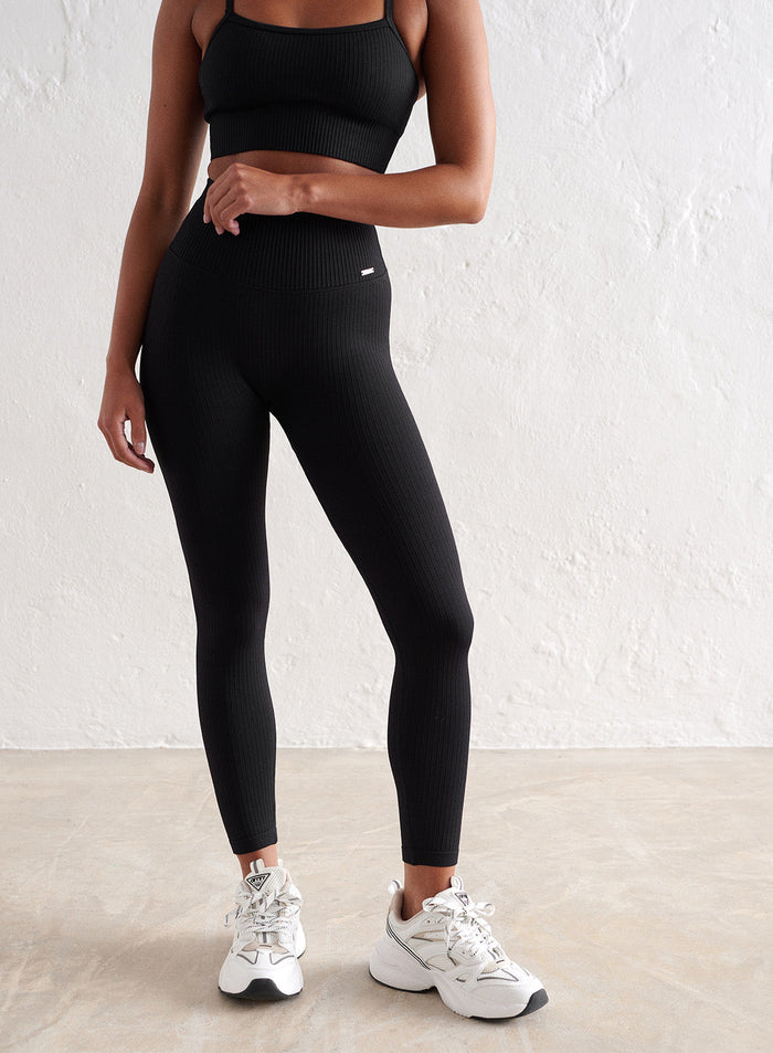 Black Ribbed Seamless Tights