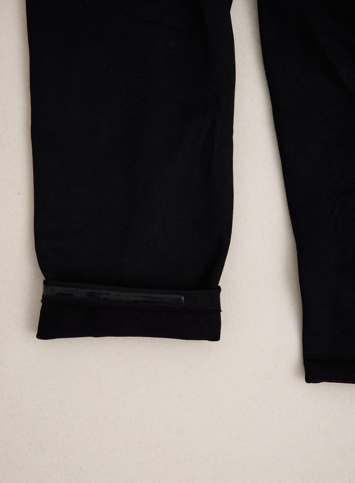Black Shape Seamless Capri Tights