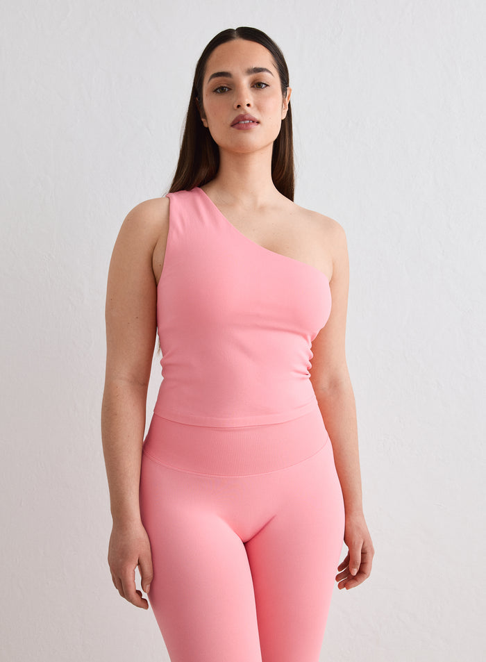 A model wearing a Blush Shape Seamless One Shoulder Bralette and matching leggings [L-174cm]