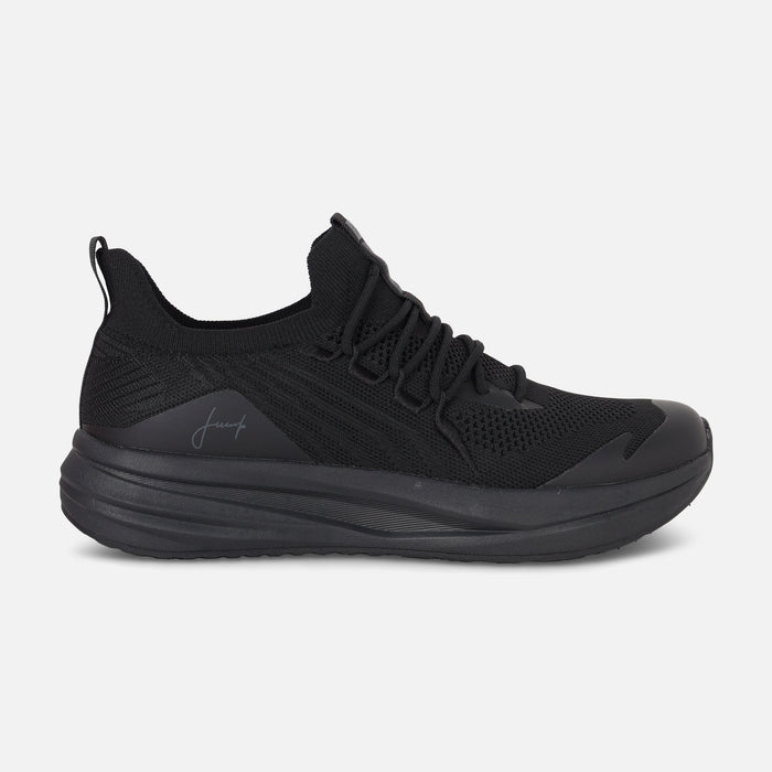 BOYS SPORTS SHOES