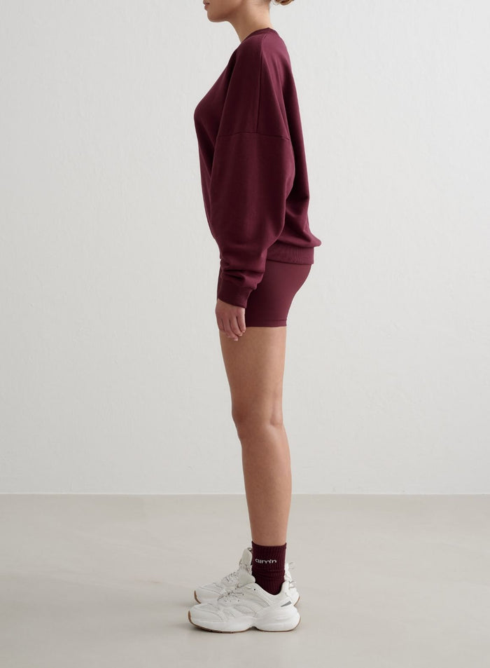 [S - 5'8"]