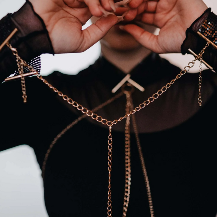 Desir Metallique Mesh Collar and Body Chain