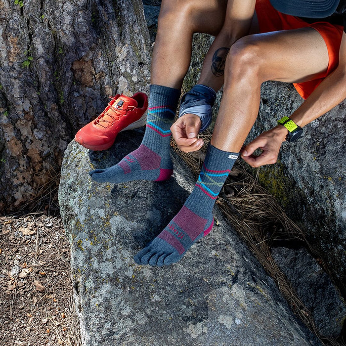 Injinji Trail Sock | Midweight | Crew Length | Peak