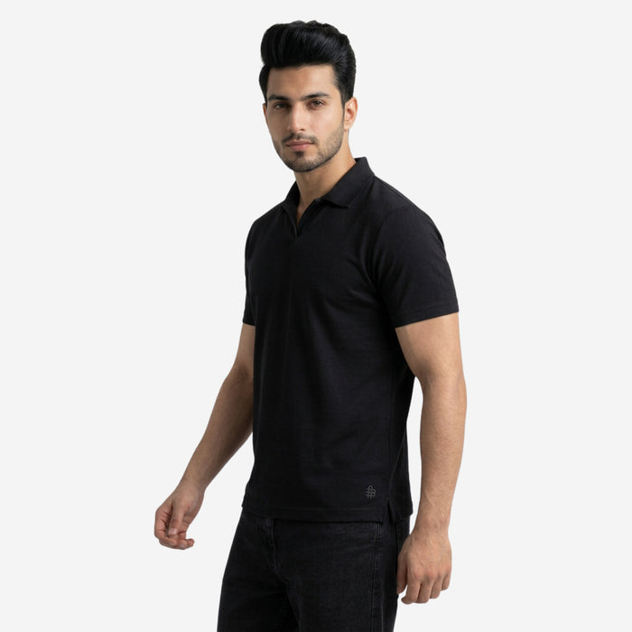Men's Solid Polo Half-Sleeve T-Shirt (Black)